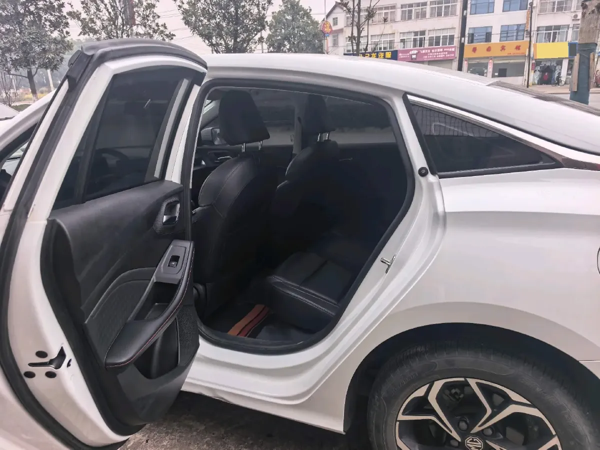 2021 MG 5 1.5L 120HP L4 CVT,autocango,china used car exporter,china ev exporter,chinese used car exporter,chinese used ev exporter