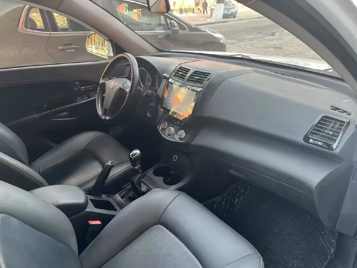 2016 Landwind X5 1.5T 150HP L4 6MT,autocango,china used car exporter,china ev exporter,chinese used car exporter,chinese used ev exporter