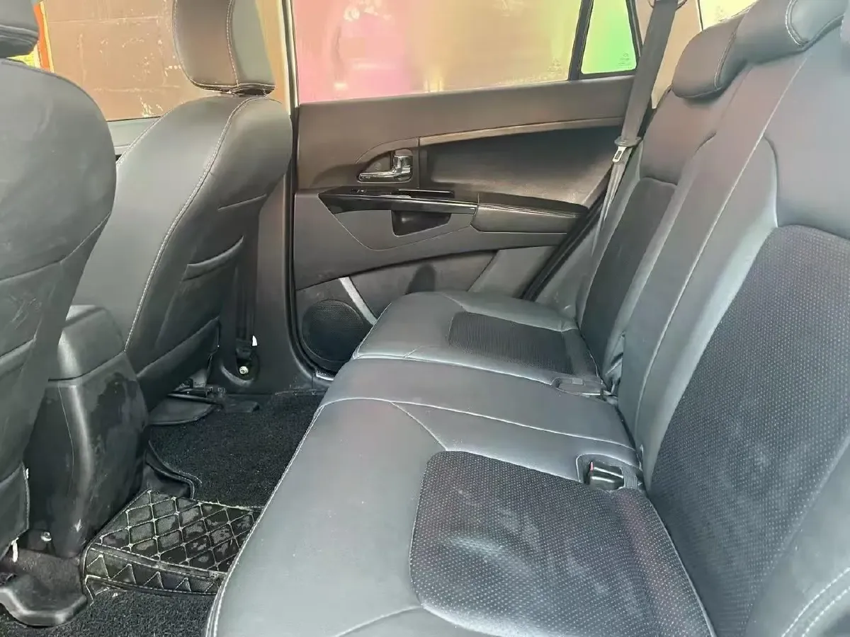 2016 Landwind X5 1.5T 150HP L4 6MT,autocango,china used car exporter,china ev exporter,chinese used car exporter,chinese used ev exporter