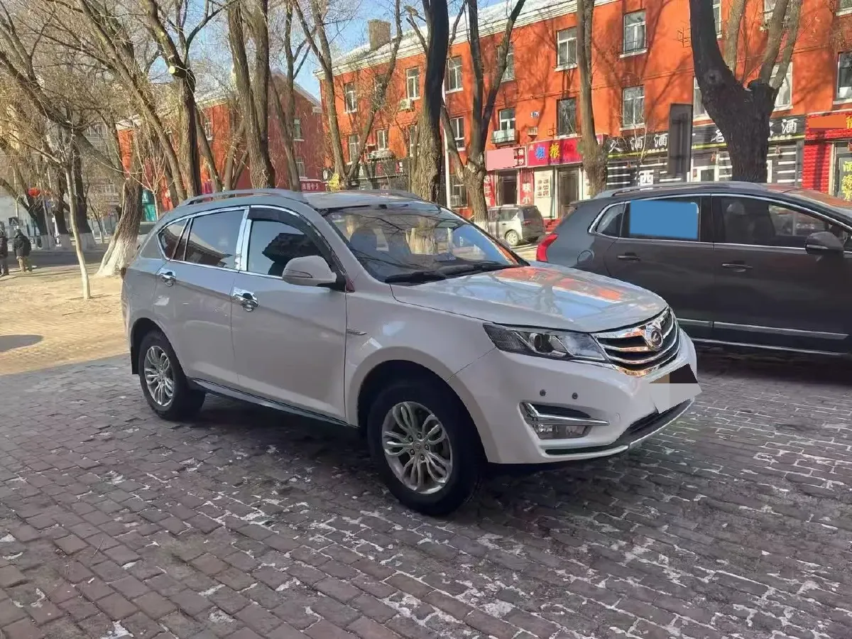 2016 Landwind X5 1.5T 150HP L4 6MT,autocango,china used car exporter,china ev exporter,chinese used car exporter,chinese used ev exporter