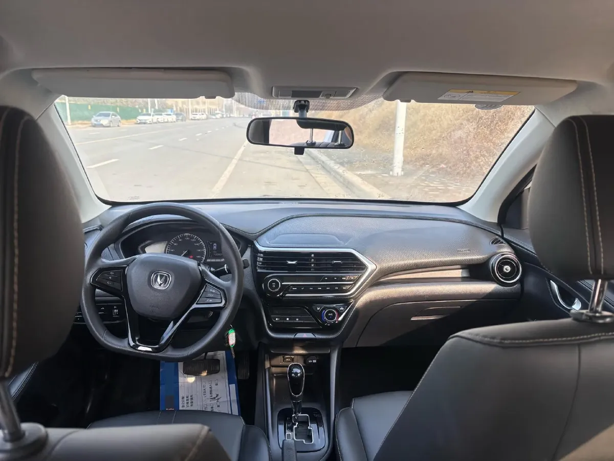 2019 ChangAn Alsvin 1.5L 107HP L4 5DCT,autocango,china used car exporter,china ev exporter,chinese used car exporter,chinese used ev exporter