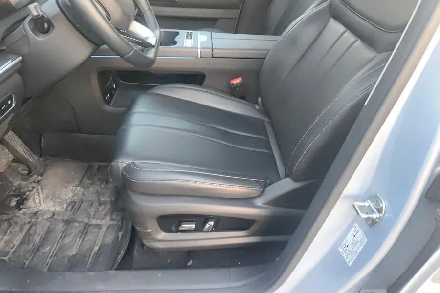 2024 Chery Exploration 06 C-DM 1.5T 156HP L4 DHT PHEV 18.3KWH,autocango,china used car exporter,china ev exporter,chinese used car exporter,chinese used ev exporter