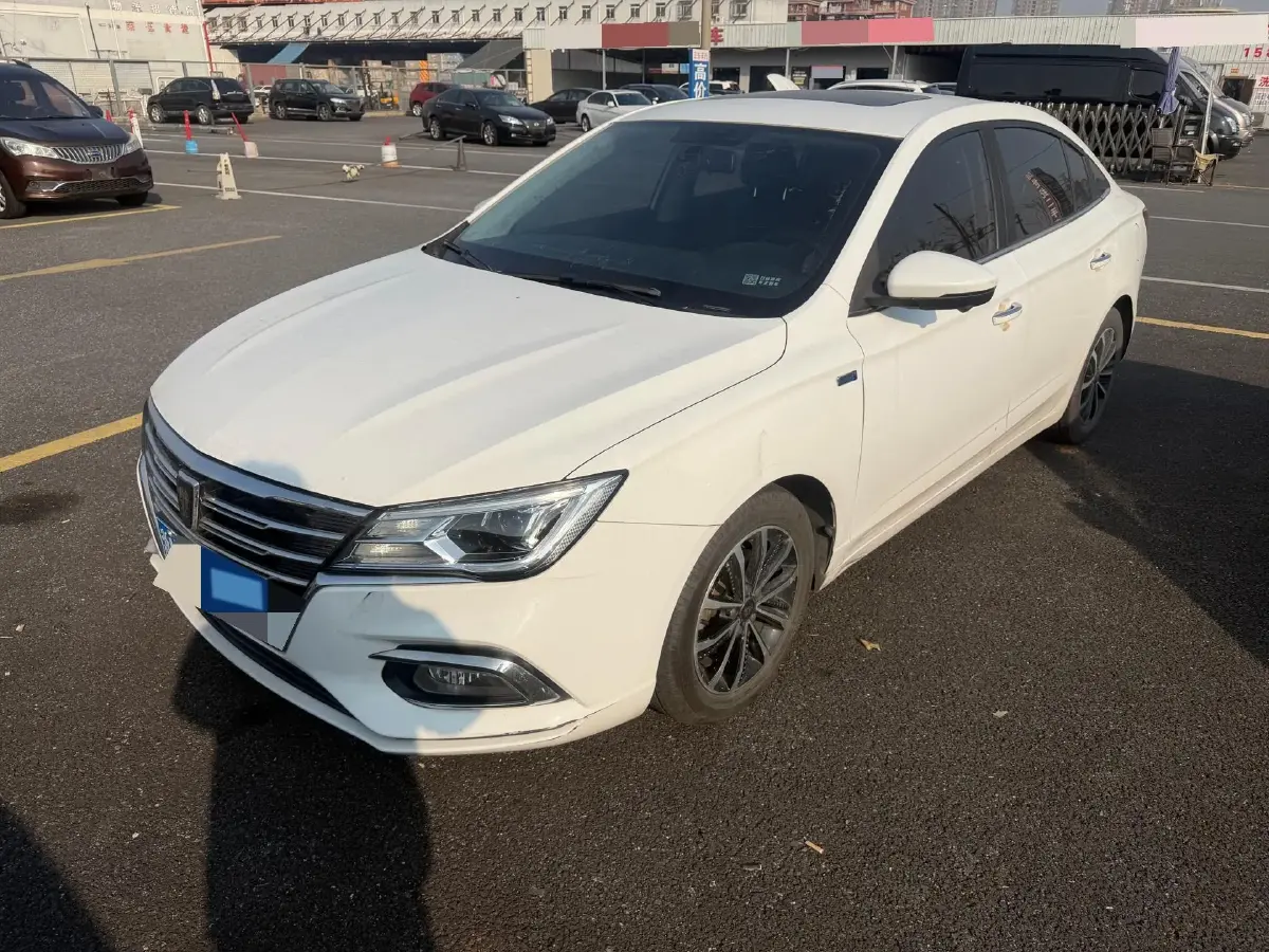 2019 Roewe i5 1.5L 120HP L4 CVT