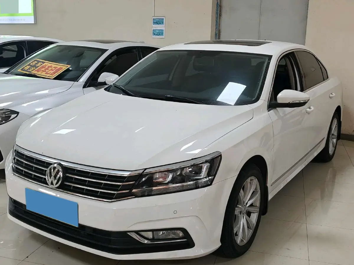 2017 Volkswagen Passat 1.4T 150HP L4 7DCT