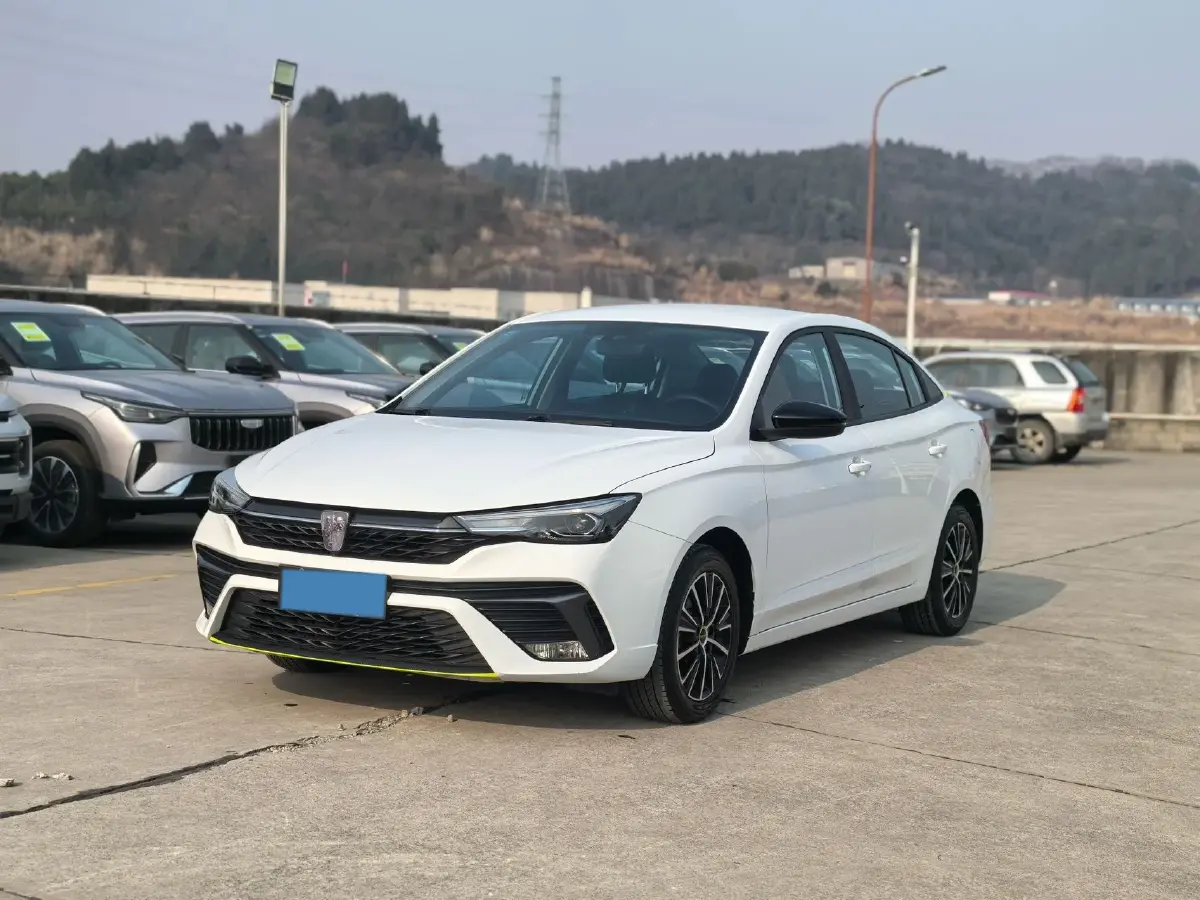 2021 Roewe i5 1.5L 120HP L4 5MT