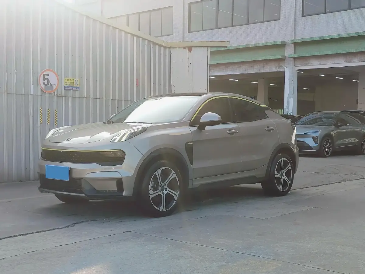 2020 LYNK&CO 05 2.0T 254HP L4 8AT