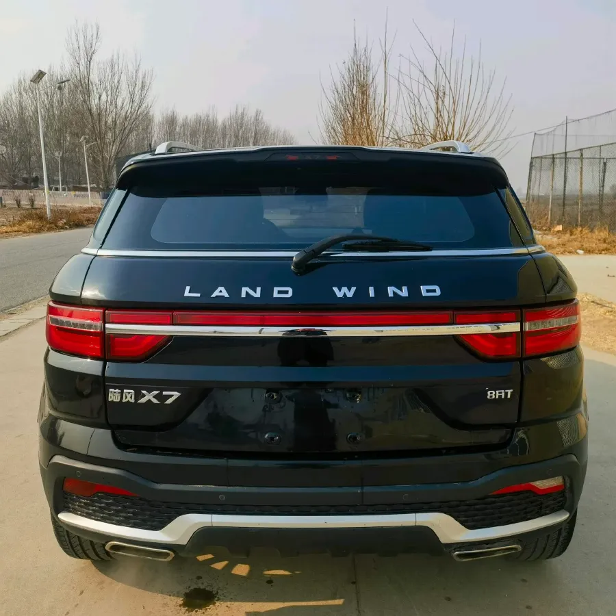 2018 Landwind X7 1.5T 163HP L4 8AT,autocango,china used car exporter,china ev exporter,chinese used car exporter,chinese used ev exporter