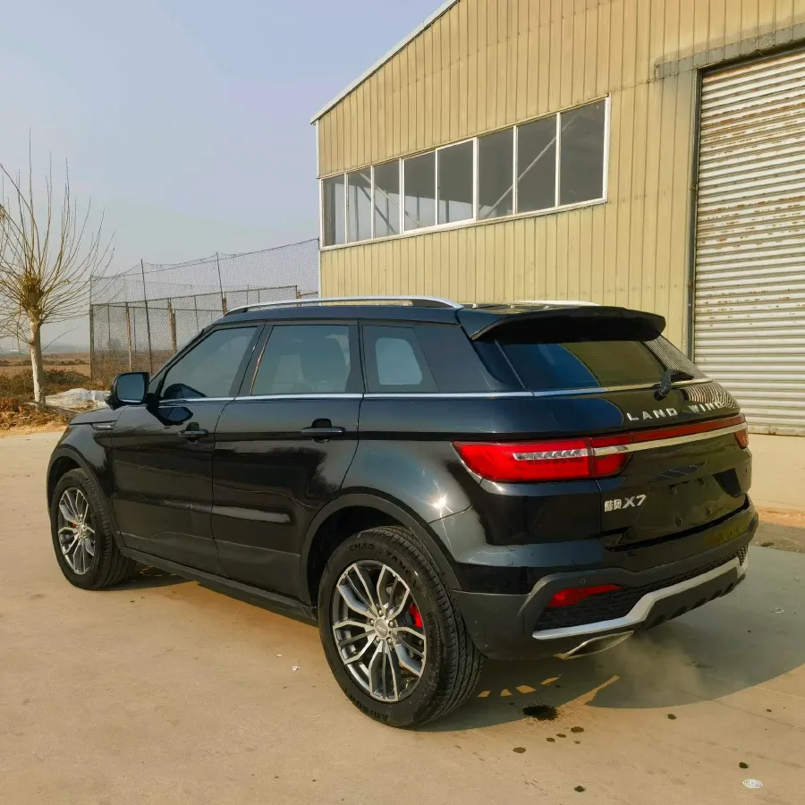 2018 Landwind X7 1.5T 163HP L4 8AT,autocango,china used car exporter,china ev exporter,chinese used car exporter,chinese used ev exporter