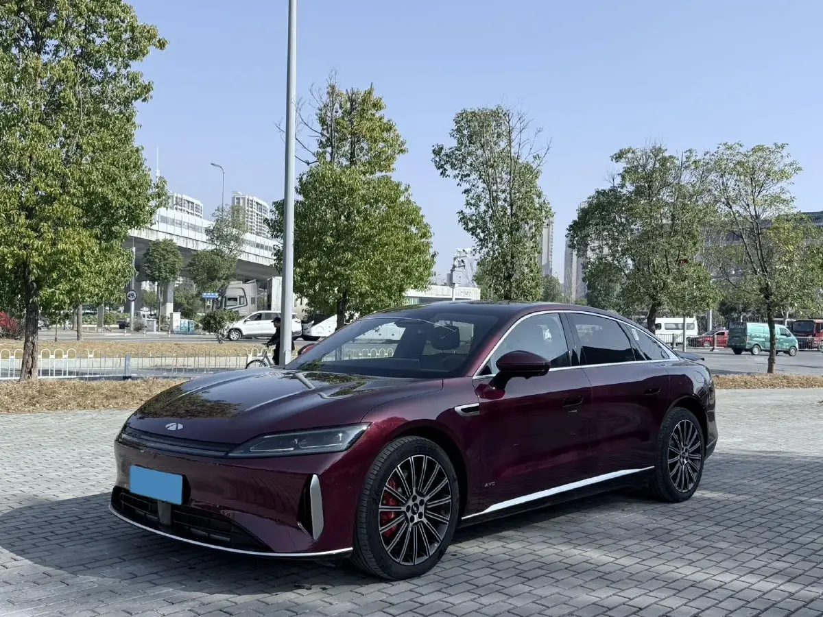 2025 Fulwin FulwinA9L 1.5T 156HP L4 1DHT PHEV