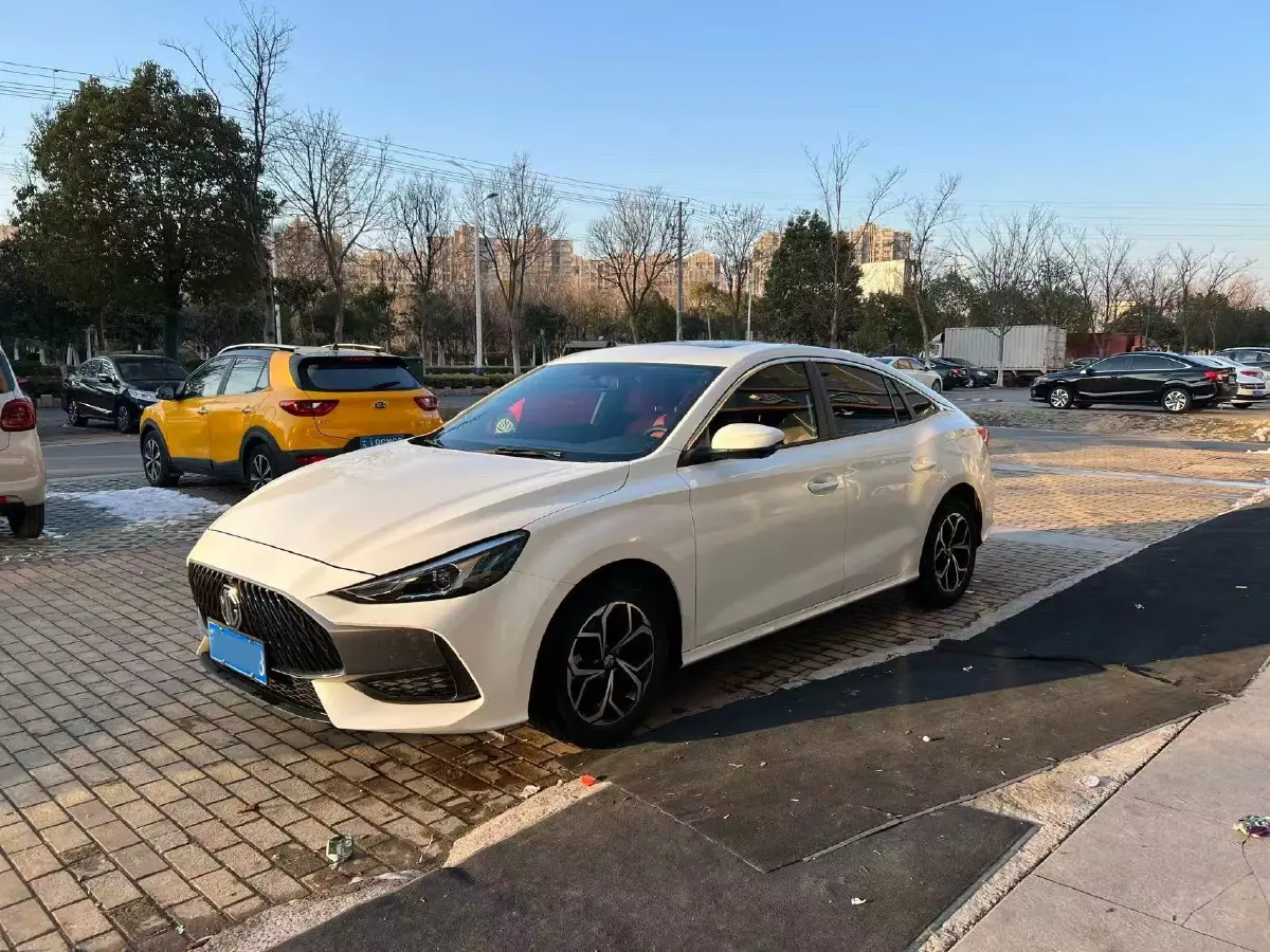 2021 MG 5 1.5L 120HP L4 CVT