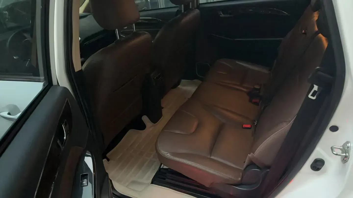 2017 LiFan XuanLang 2.0L 141HP L4 CVT,autocango,china used car exporter,china ev exporter,chinese used car exporter,chinese used ev exporter