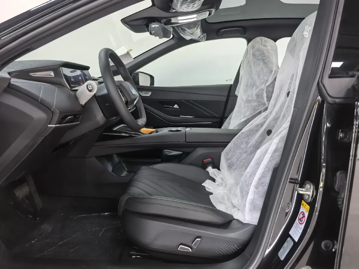 2025 Deepal SL03 1.5L 95HP L4 REEV 18.99KWH,autocango,china used car exporter,china ev exporter,chinese used car exporter,chinese used ev exporter