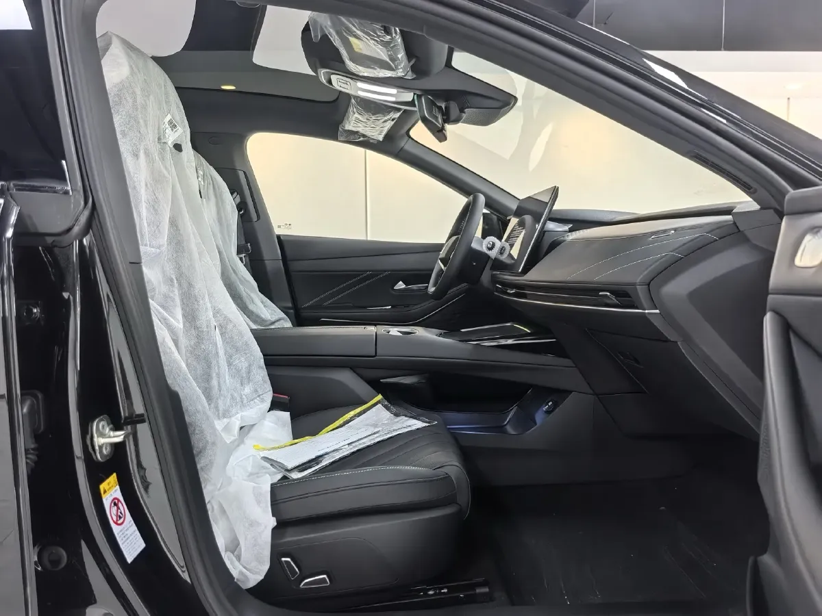 2025 Deepal SL03 1.5L 95HP L4 REEV 18.99KWH,autocango,china used car exporter,china ev exporter,chinese used car exporter,chinese used ev exporter