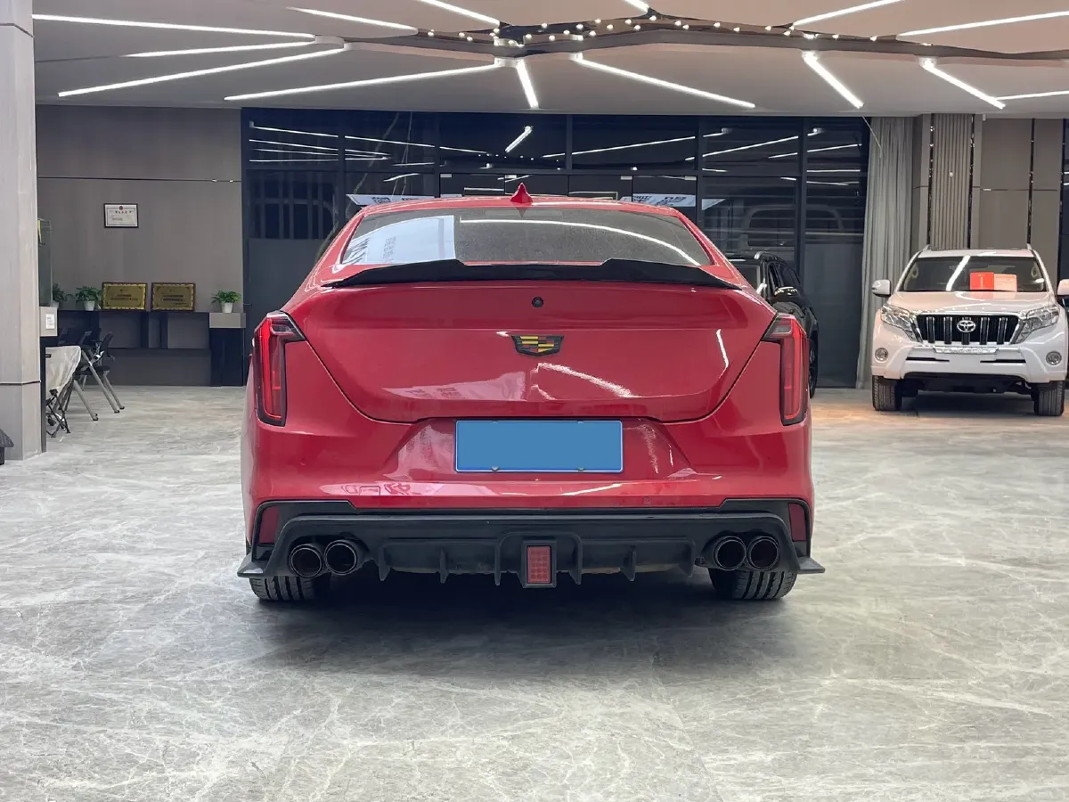 2022 Cadillac CT4 2.0T 237HP L4 8AT,autocango,china used car exporter,china ev exporter,chinese used car exporter,chinese used ev exporter