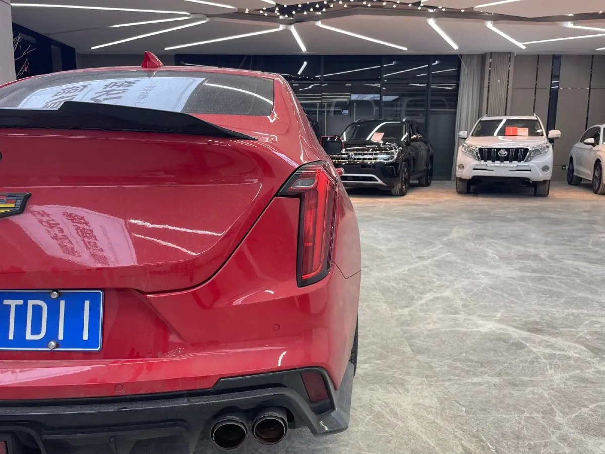 2022 Cadillac CT4 2.0T 237HP L4 8AT,autocango,china used car exporter,china ev exporter,chinese used car exporter,chinese used ev exporter