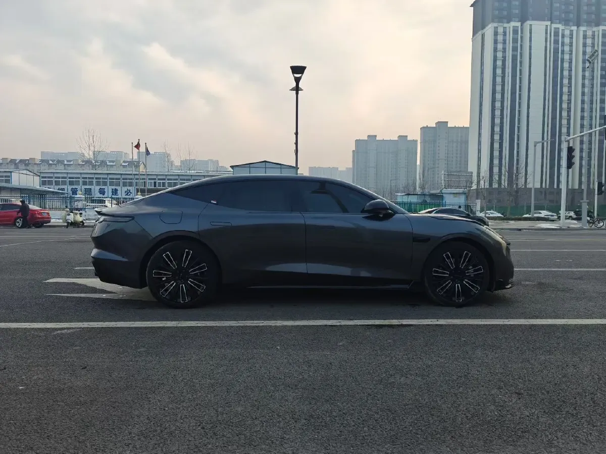 2025 LYNK&CO 10 EM-P 1.5T 163HP L4 3DHT PHEV,autocango,china used car exporter,china ev exporter,chinese used car exporter,chinese used ev exporter