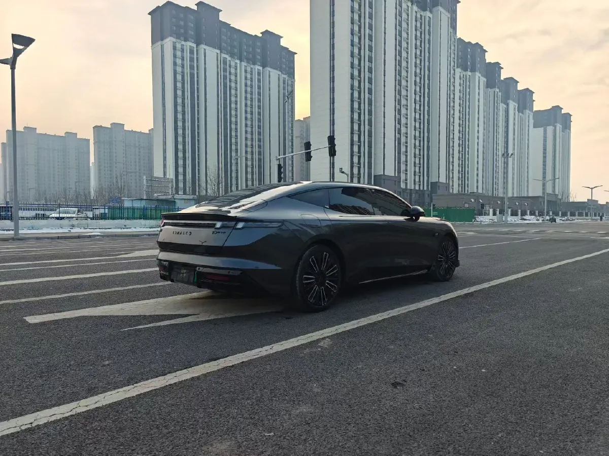 2025 LYNK&CO 10 EM-P 1.5T 163HP L4 3DHT PHEV,autocango,china used car exporter,china ev exporter,chinese used car exporter,chinese used ev exporter