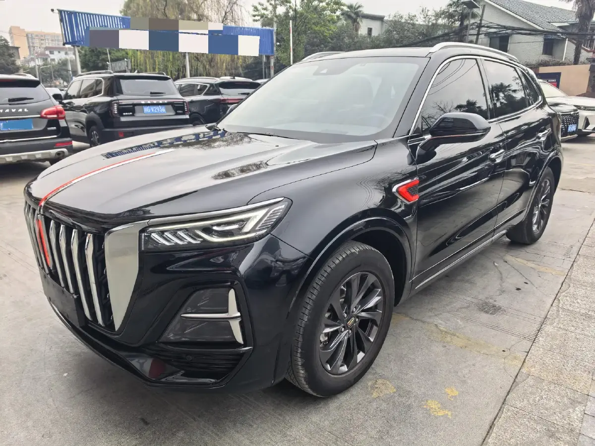 2023 HongQi HS5 2.0T 252HP L4 8AT