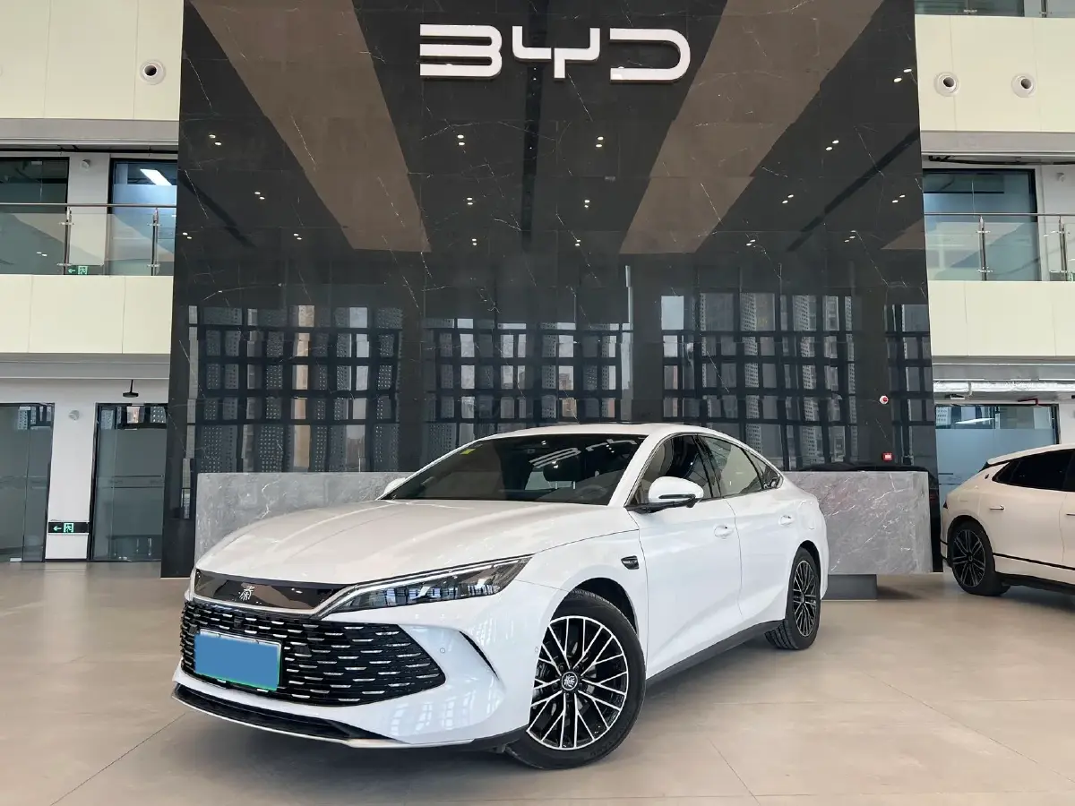 2025 BYD QinL 1.5L 101HP L4 E-CVT PHEV 15.87KWH