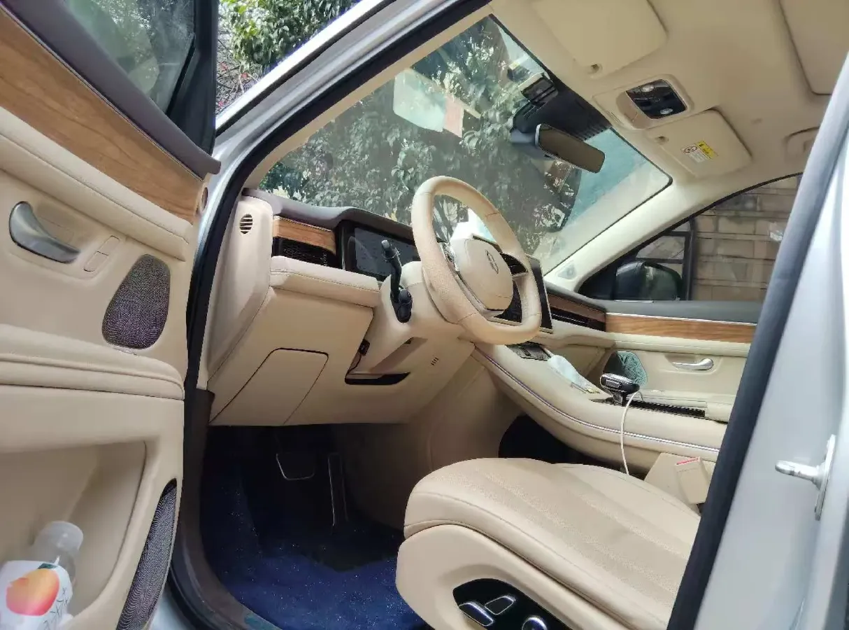 2024 AITO AITO M7 1.5T 152HP L4 REEV 40KWH,autocango,china used car exporter,china ev exporter,chinese used car exporter,chinese used ev exporter