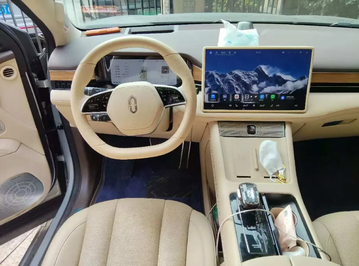 2024 AITO AITO M7 1.5T 152HP L4 REEV 40KWH,autocango,china used car exporter,china ev exporter,chinese used car exporter,chinese used ev exporter