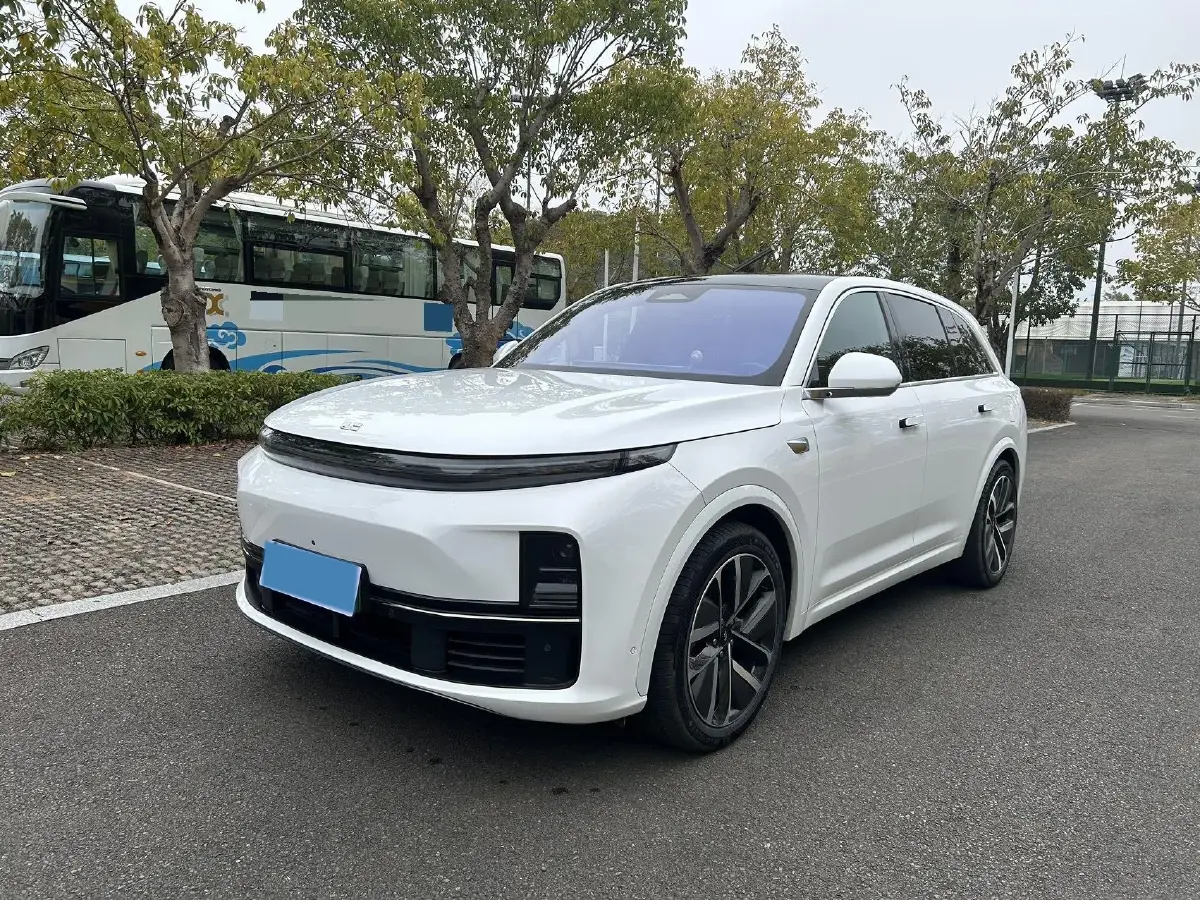 2023 Li L7 Range Extended 154HP REEV 40.9KWH