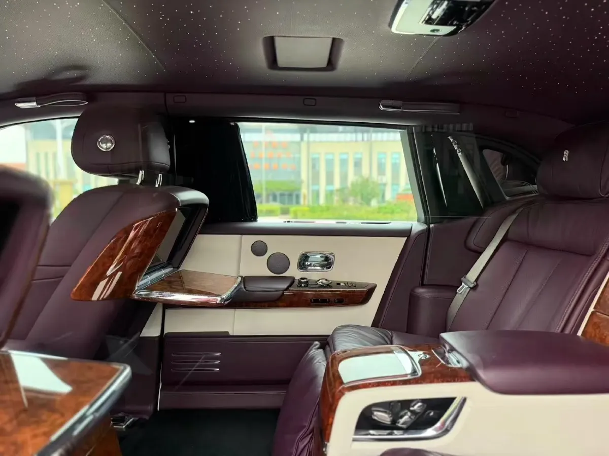 2018 Rolls-Royce Phantom 6.7T 571HP V12 8AT,autocango,china used car exporter,china ev exporter,chinese used car exporter,chinese used ev exporter
