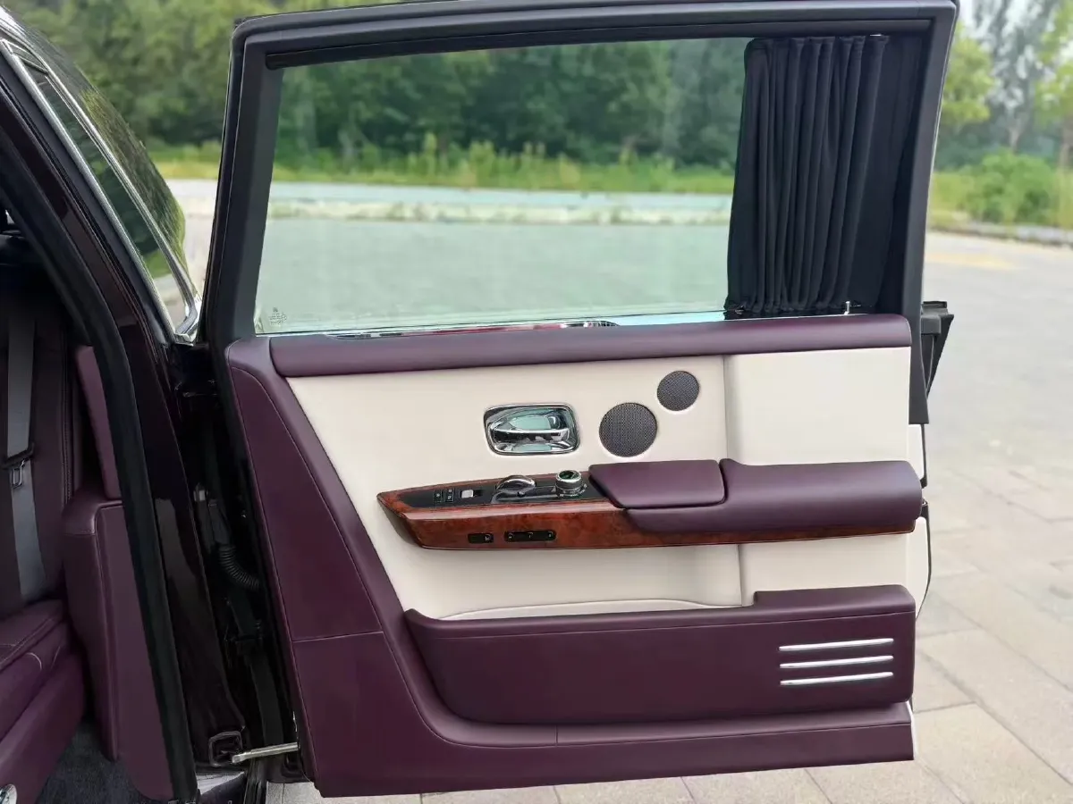 2018 Rolls-Royce Phantom 6.7T 571HP V12 8AT,autocango,china used car exporter,china ev exporter,chinese used car exporter,chinese used ev exporter