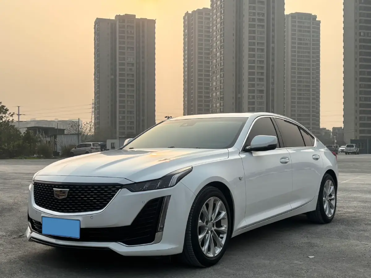 2021 Cadillac CT5 2.0T 237HP L4 10AT