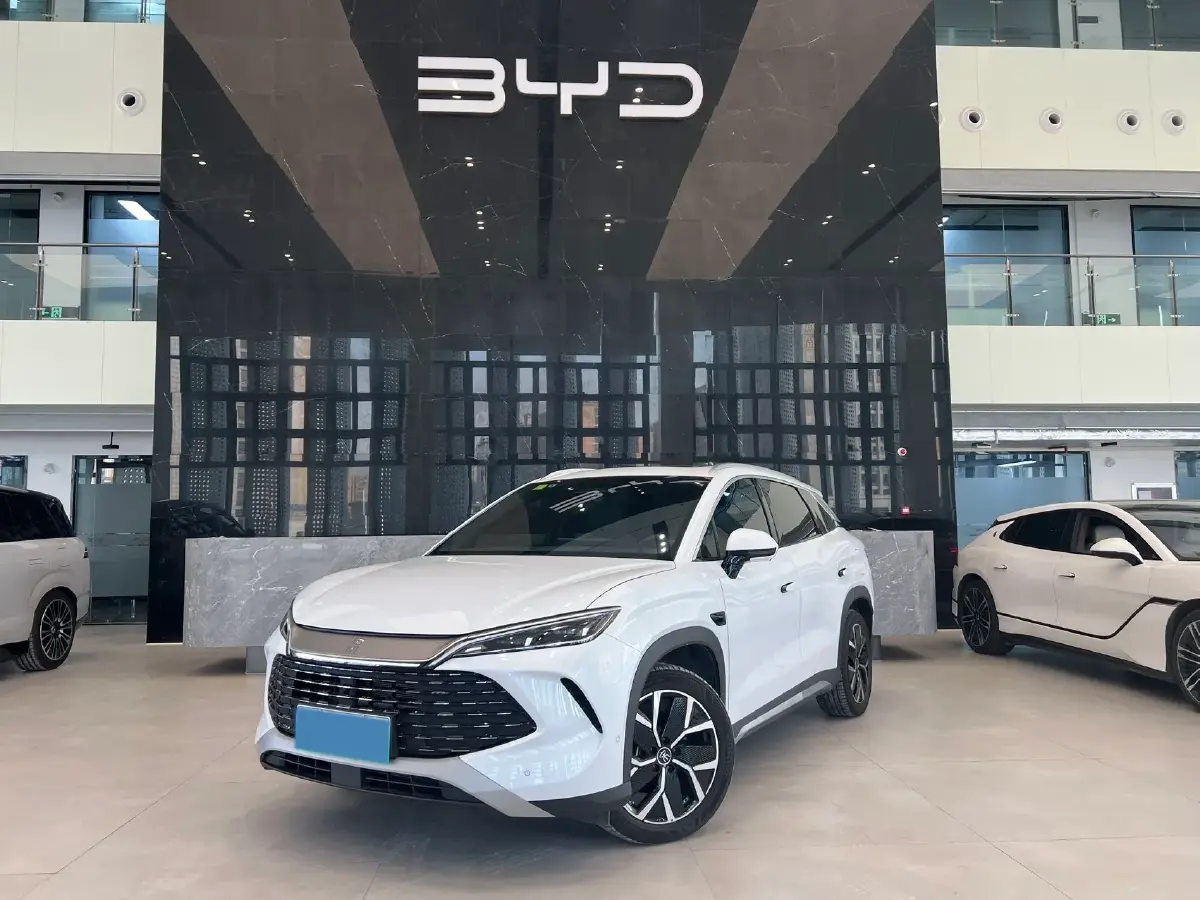 2025 BYD SongL DM-i 1.5L 101HP L4 E-CVT PHEV 26.6KWH