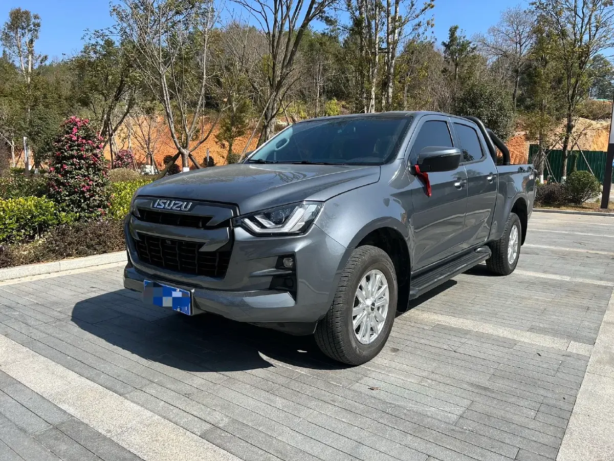 2023 Isuzu LingTuo 2.5T 150HP L4 8AT