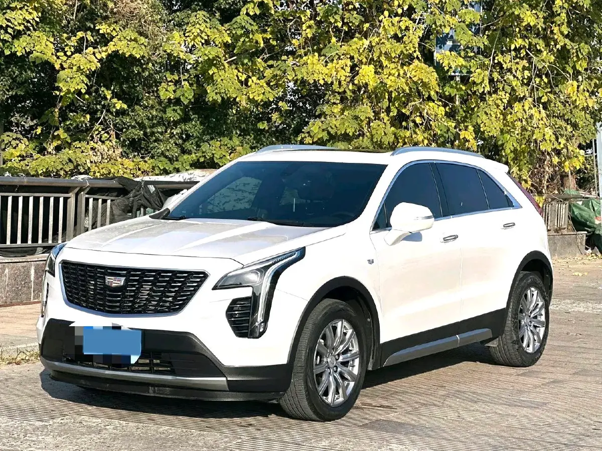 2020 Cadillac XT4 2.0T 237HP L4 9AT