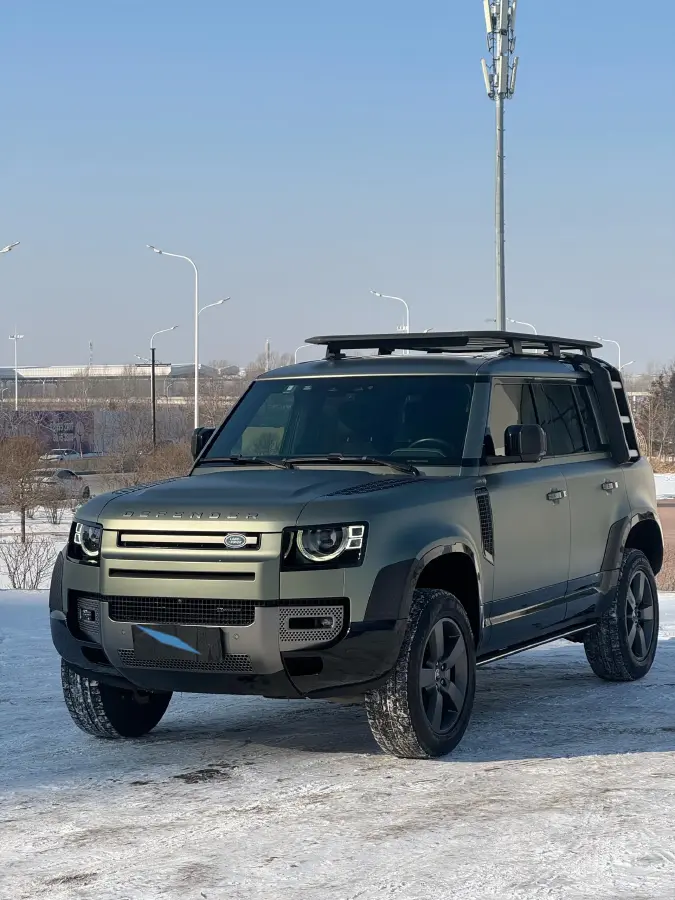 2022 Land Rover Defender 3.0T 400HP L6 8AT