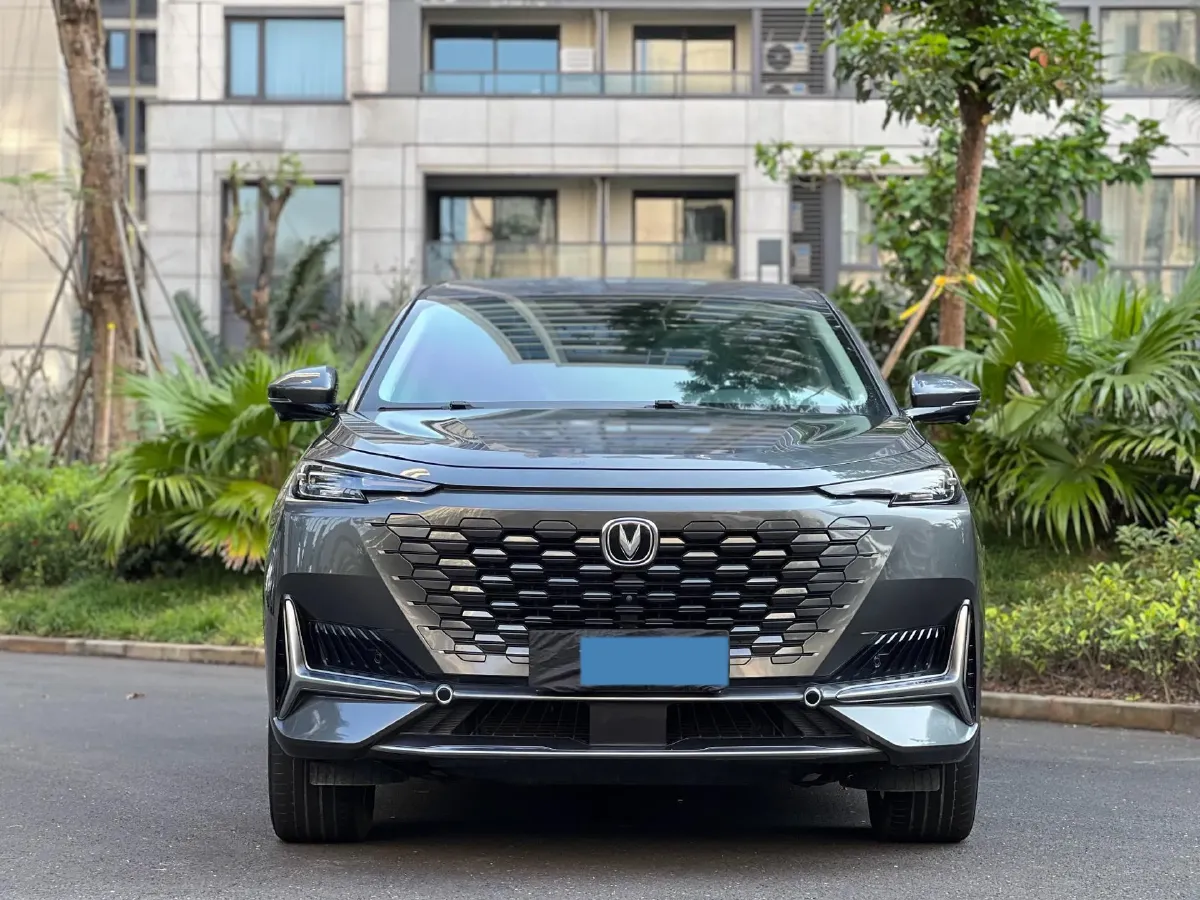 2022 Bestune T99 2.0T 224HP L4 6AT,autocango,china used car exporter,china ev exporter,chinese used car exporter,chinese used ev exporter