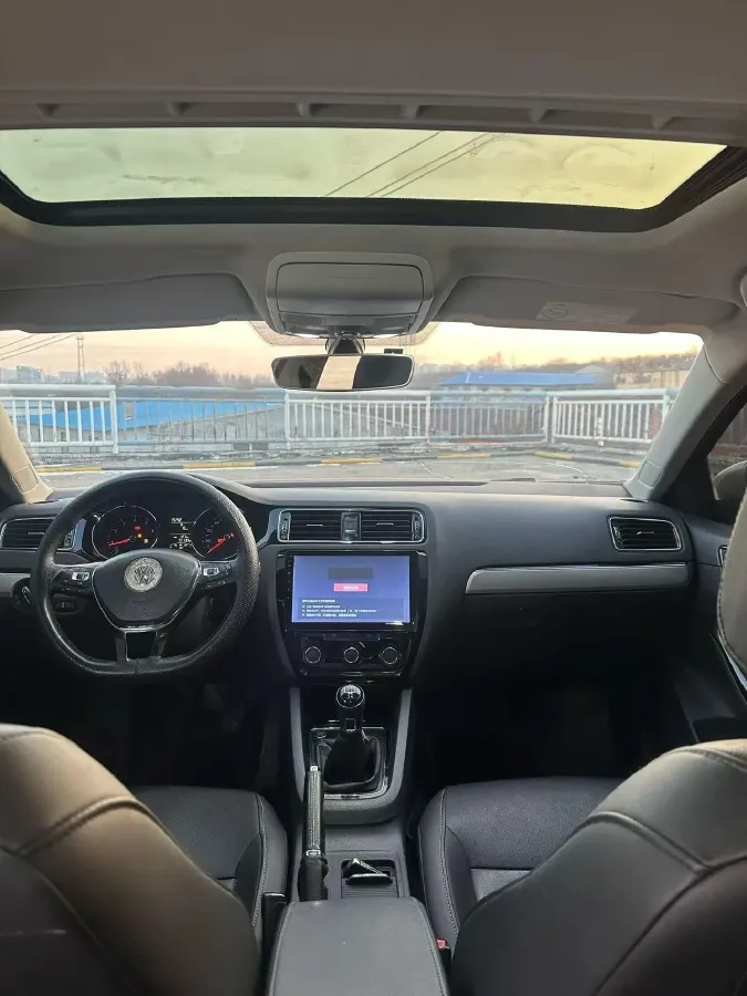 2018 KingLong KaiTe 2.3T 110HP L4 5MT,autocango,china used car exporter,china ev exporter,chinese used car exporter,chinese used ev exporter