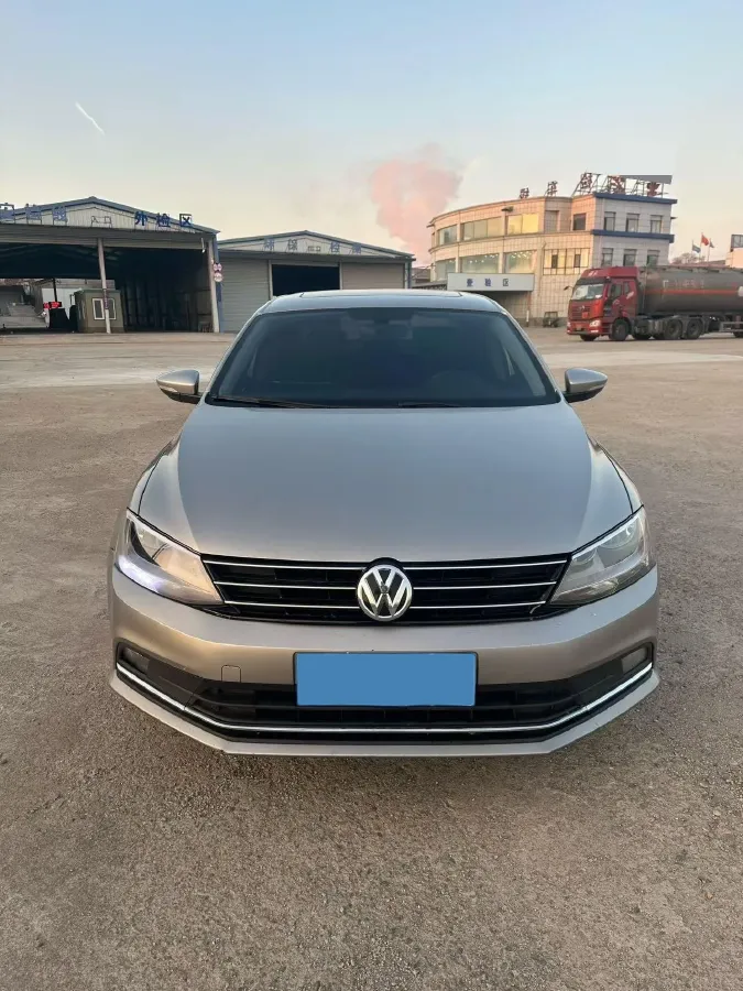 2018 KingLong KaiTe 2.3T 110HP L4 5MT,autocango,china used car exporter,china ev exporter,chinese used car exporter,chinese used ev exporter