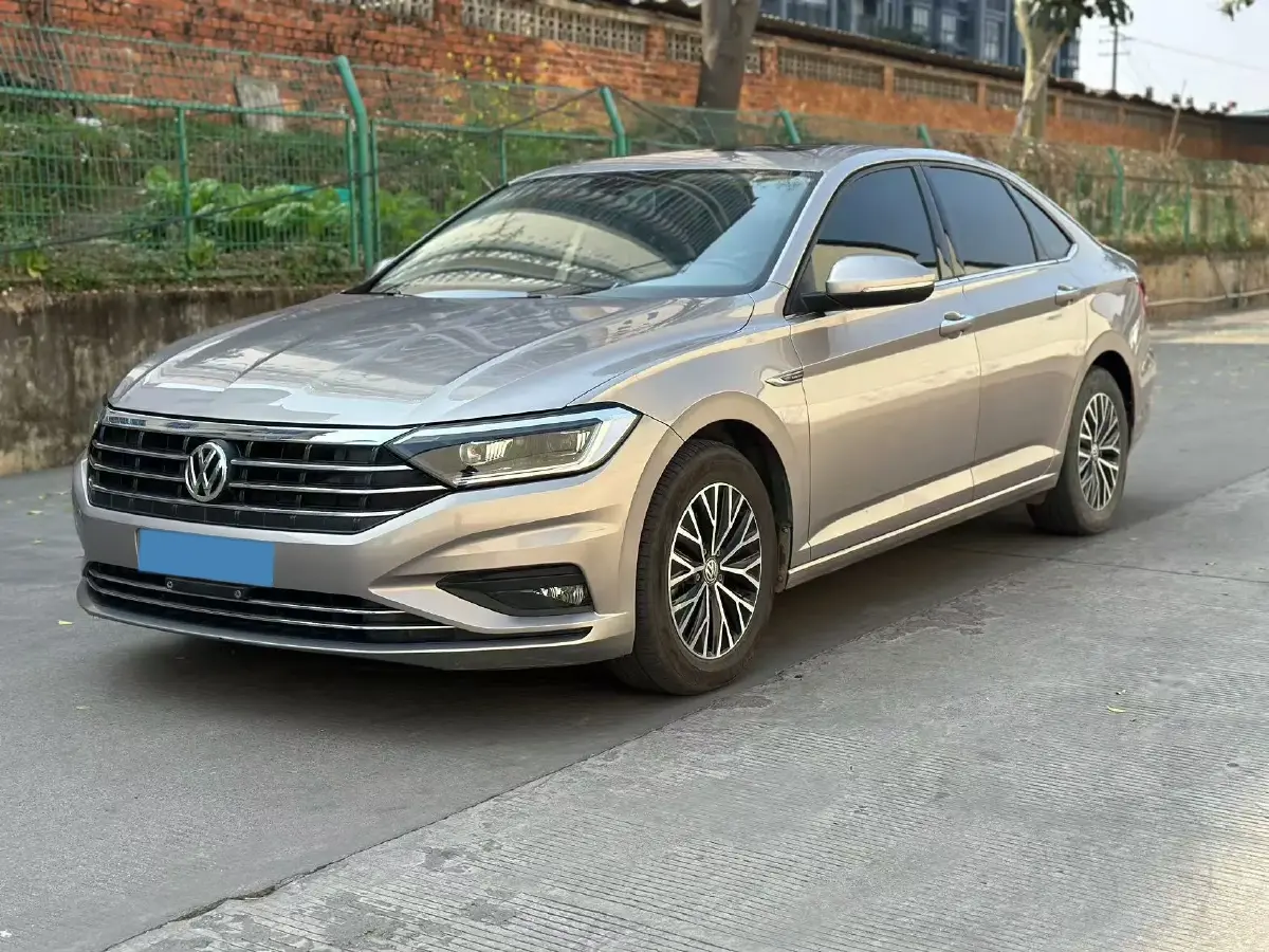 2020 Volkswagen Sagitar 1.4T 150HP L4 7DCT