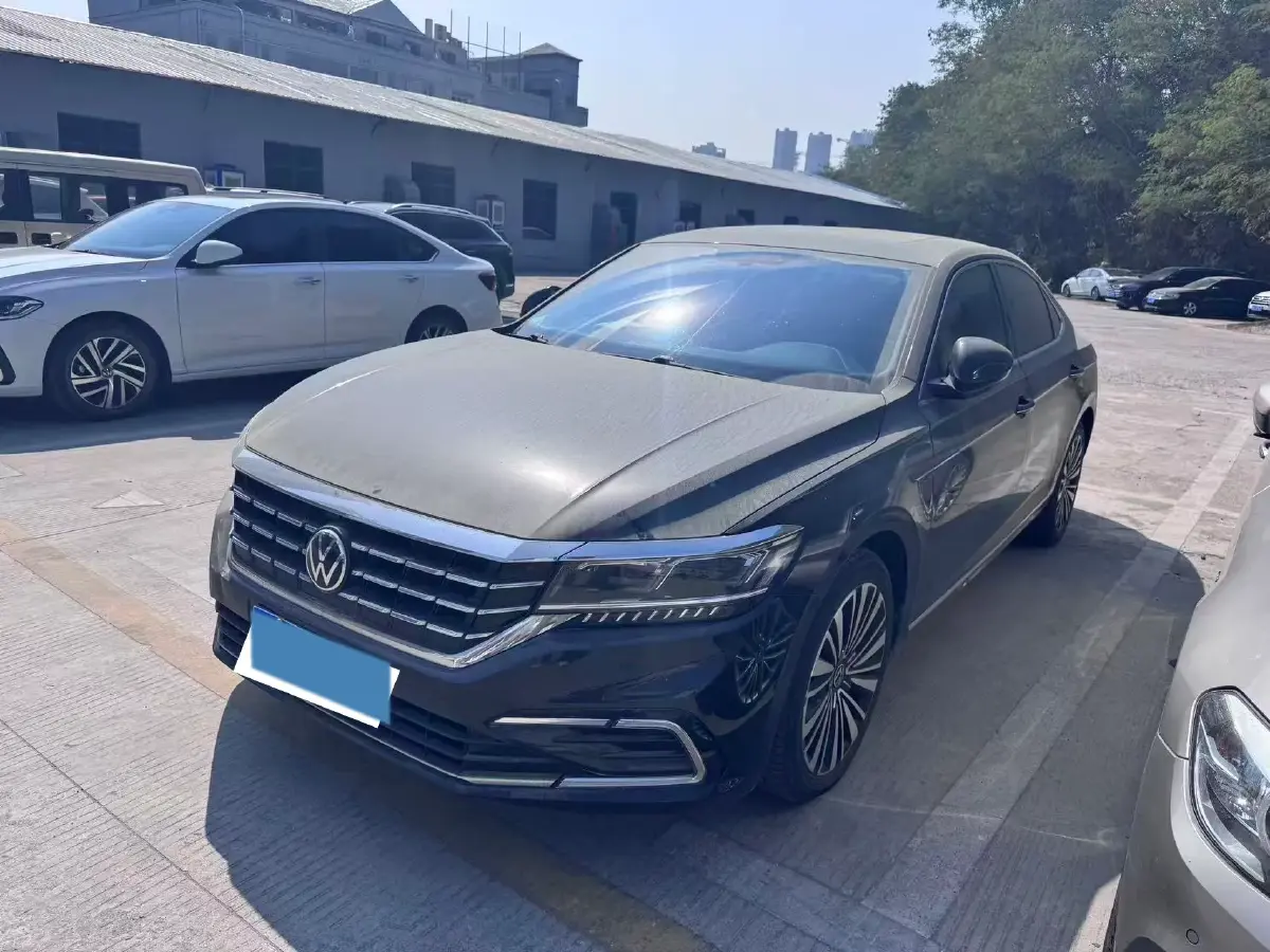 2021 Volkswagen Passat 2.0T 186HP L4 7DCT