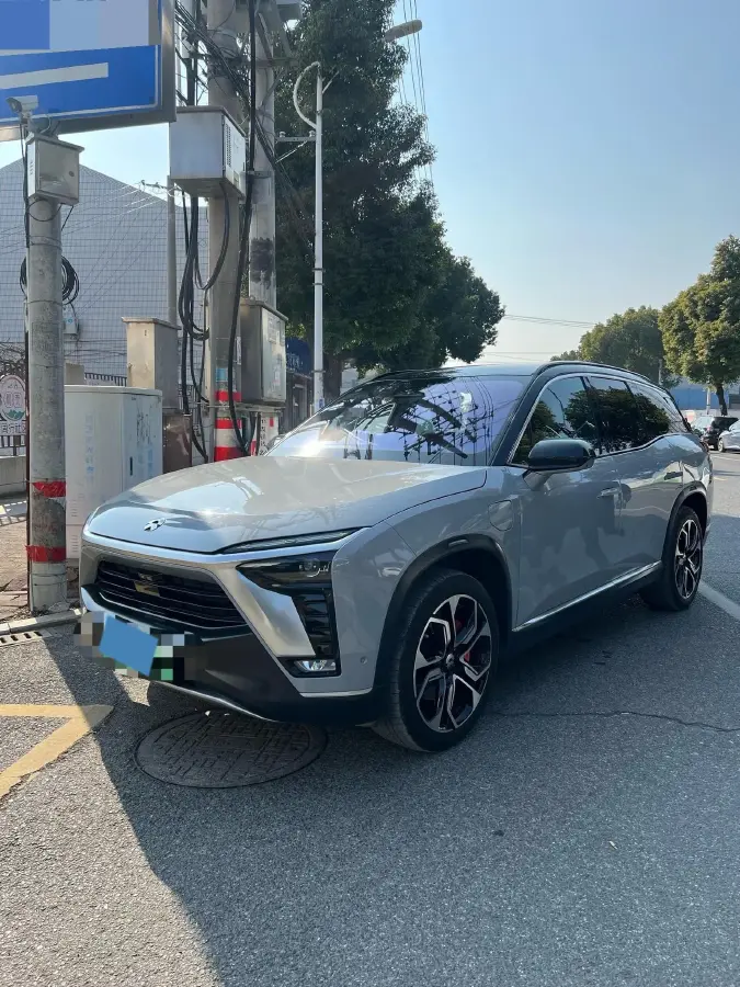 2022 NIO ES8 BEV 100KWH
