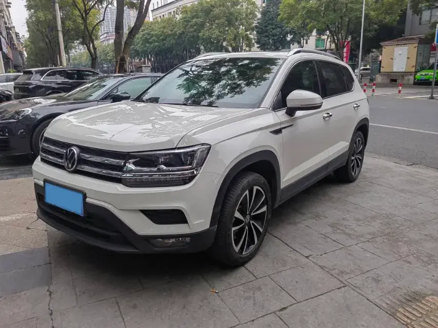 2021 Volkswagen Tharu 1.4T 150HP L4 7DCT