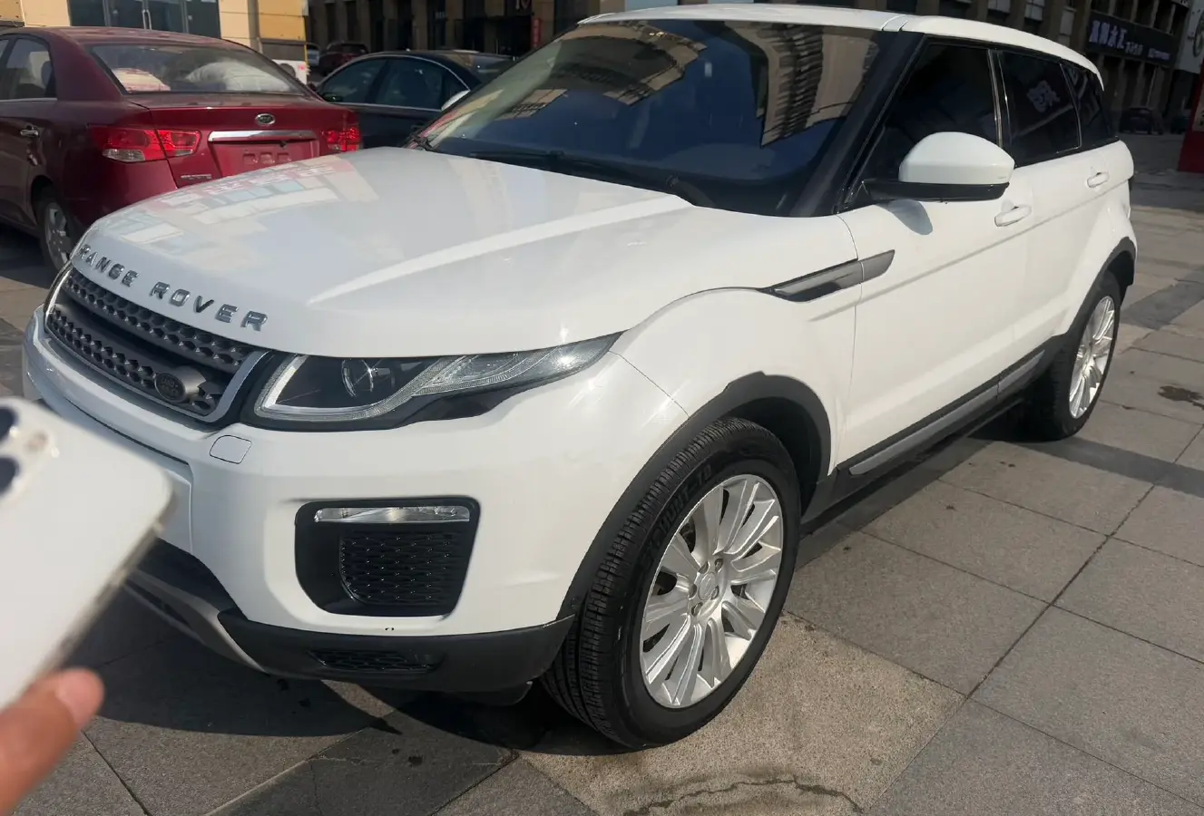 2018 Land Rover Range Rover Evoque 2.0T 241HP L4 9AT