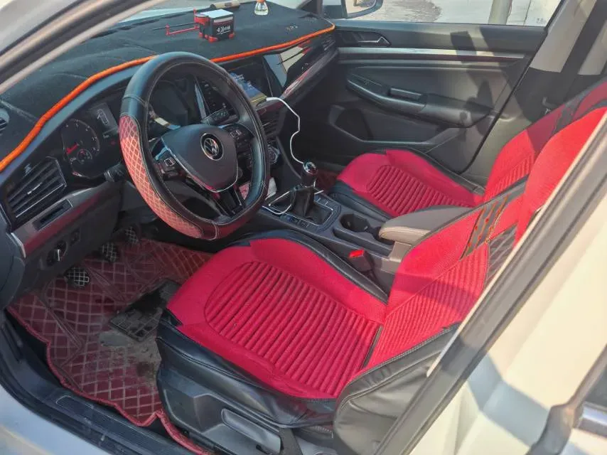 2019 Bestune T77 1.2T 143HP L4 7DCT,autocango,china used car exporter,china ev exporter,chinese used car exporter,chinese used ev exporter