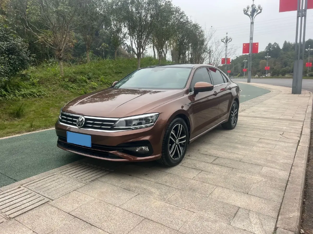 2019 Volkswagen Passat 1.4T 150HP L4 7DCT