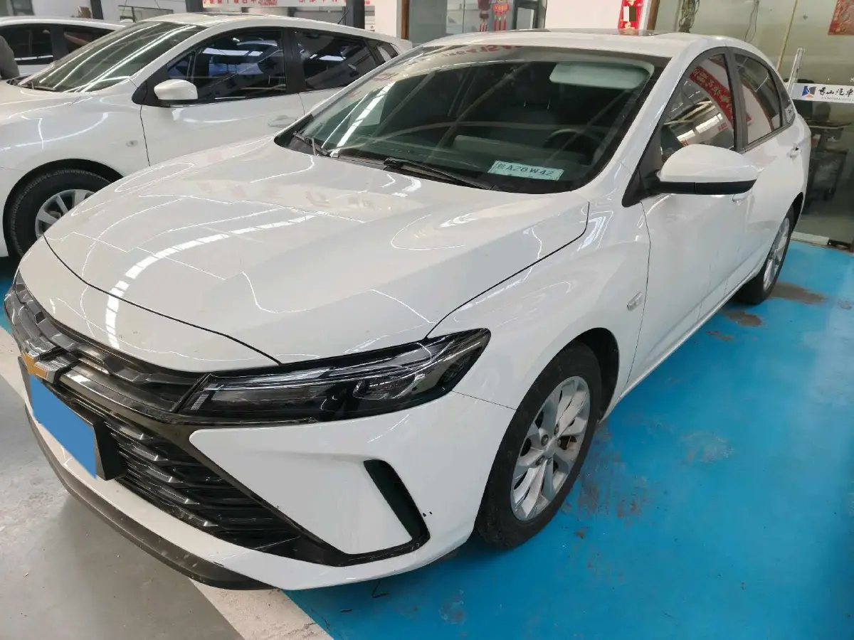 2023 Chevrolet Monza 1.5L 113HP L4 6DCT