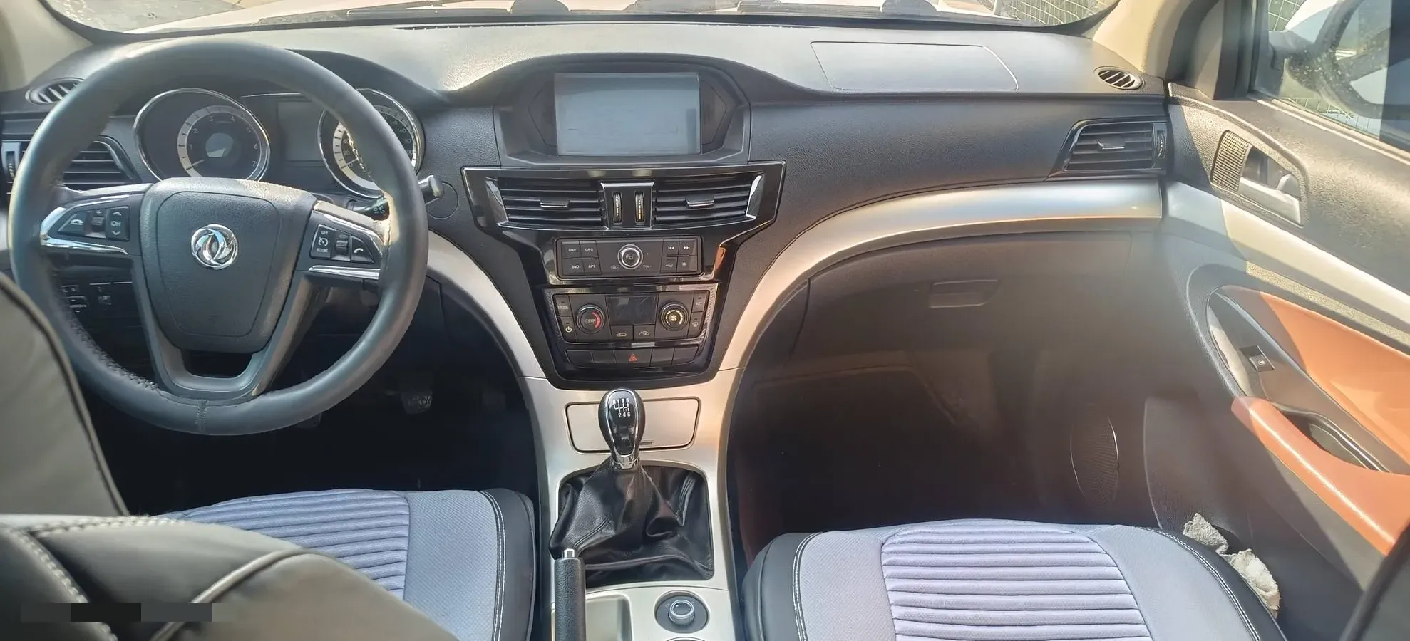 2018 Dongfeng YuFeng P16 1.9T 150HP L4 6MT,autocango,china used car exporter,china ev exporter,chinese used car exporter,chinese used ev exporter