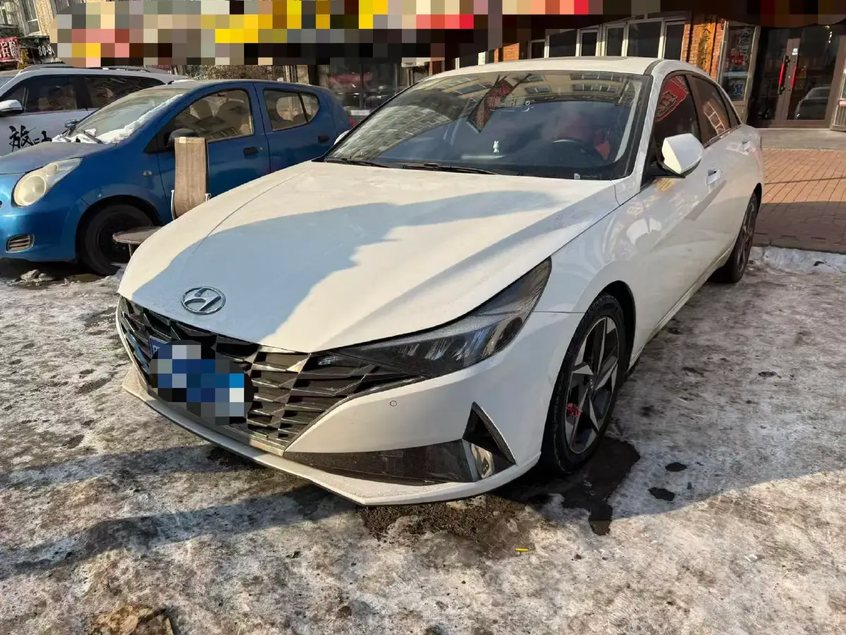 2023 Hyundai Elantra 1.5L 115HP L4 CVT