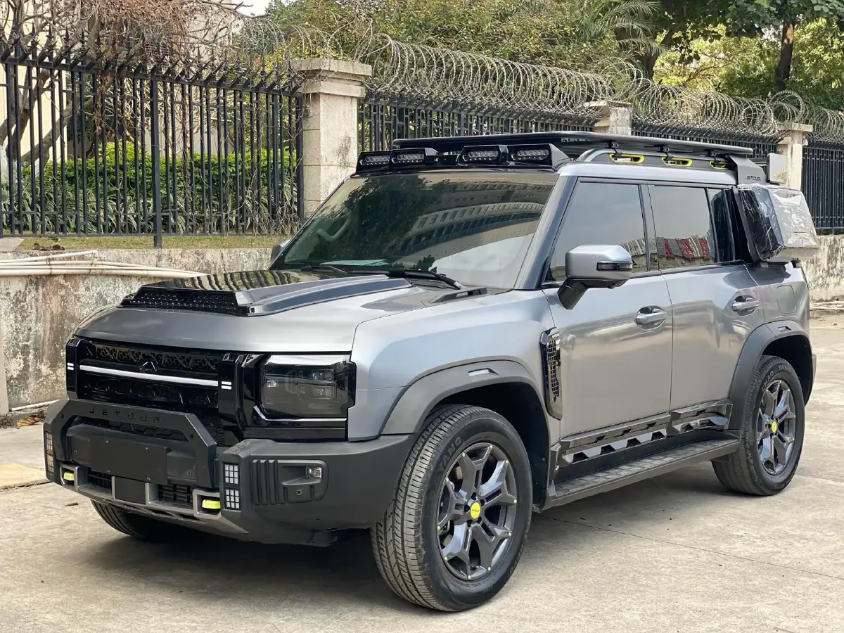 2023 Jetour Traveller 2.0T 254HP L4 8AT