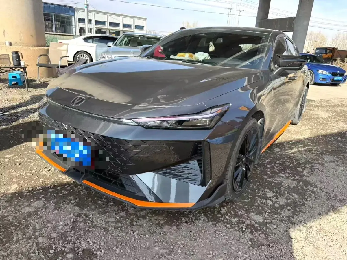 2024 ChangAn UNI-V 1.5T 188HP L4 7DCT