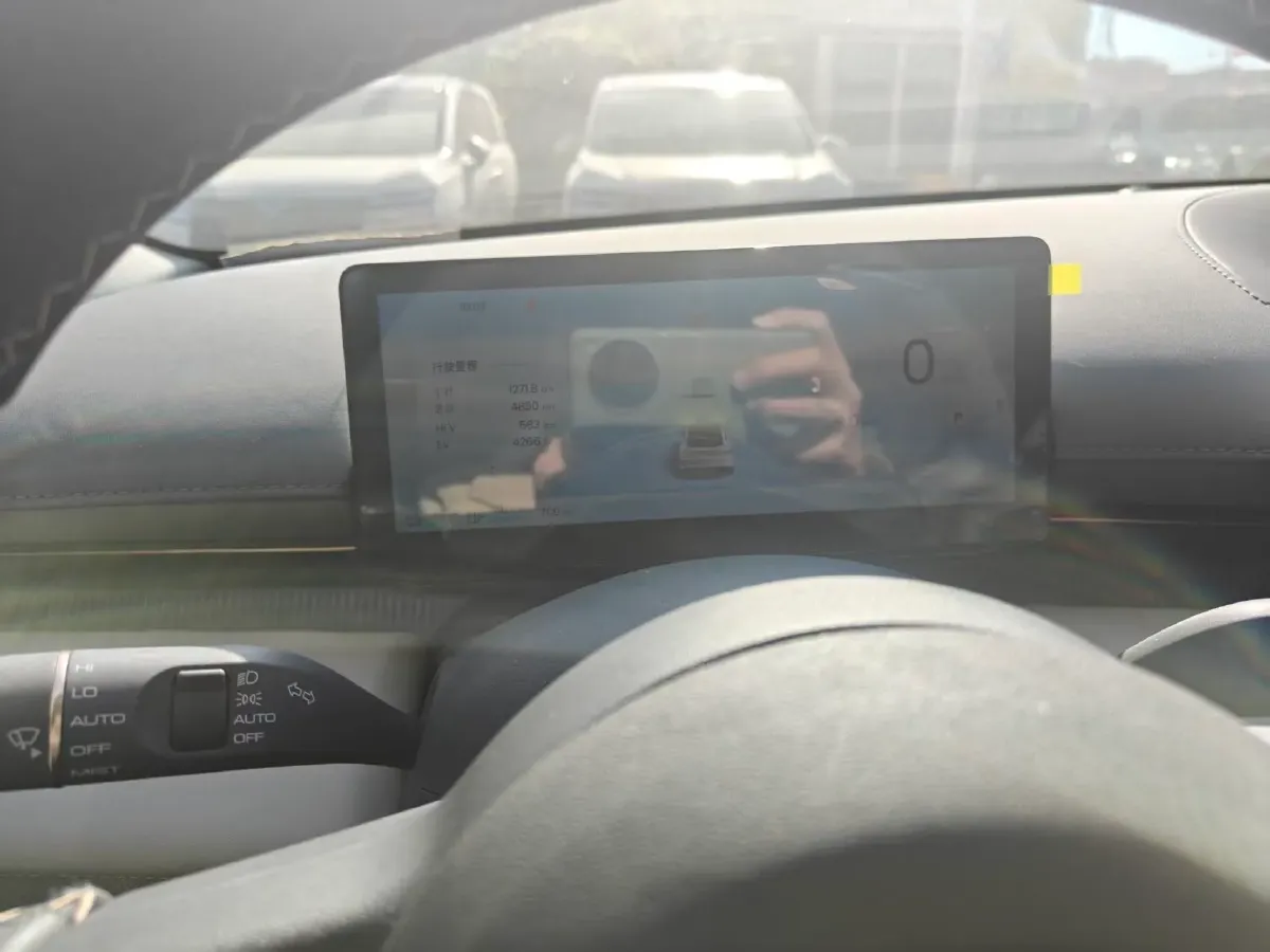 2025 BaoJun XiangJing 1.5T 143HP L4 1DHT PHEV,autocango,china used car exporter,china ev exporter,chinese used car exporter,chinese used ev exporter