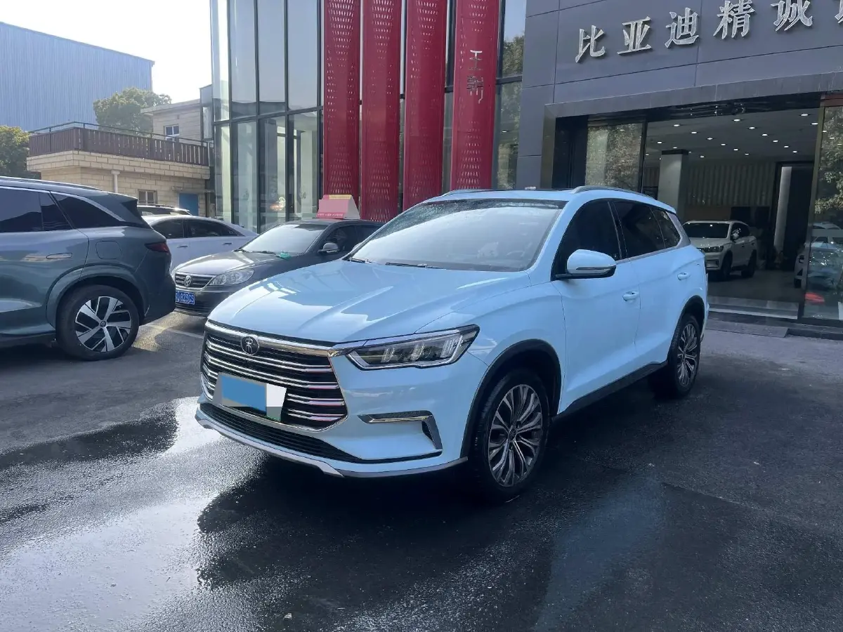 2019 BYD Song Pro 1.5T 160HP L4 6DCT PHEV 15.7KWH